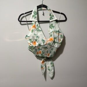 AE‎ Halter Crop top